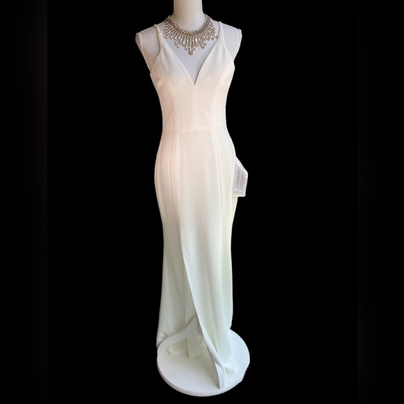 Dress The Population Iris Gown. B20 - Picture 15 of 15